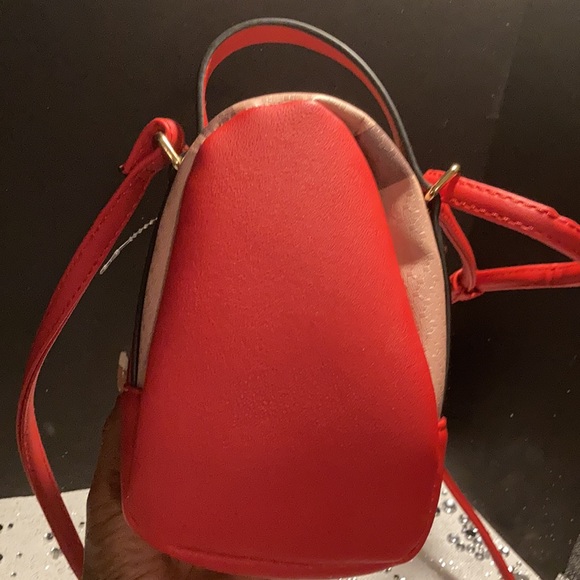 Calista “vegan free” crossbody purse - Picture 4 of 8